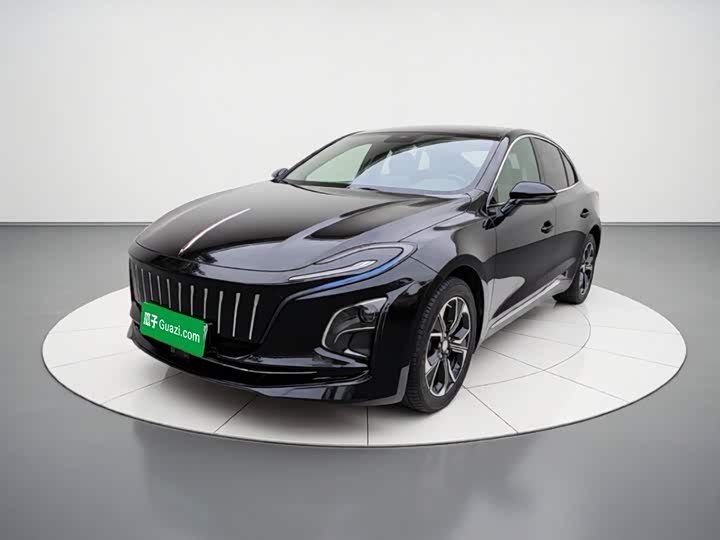 Hongqi E-QM5 2023 Facelift Basic Travel Edition