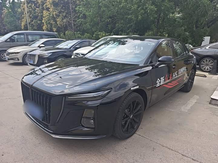 Hongqi H5 2025 Model 2.0T Automatic Qichang Edition