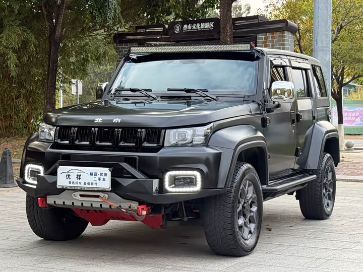 2022 Beijing off-road BJ40 2023 2.0D automatic four-wheel drive Blade Hero Edition knight type (front and rear electronically controlled locks)