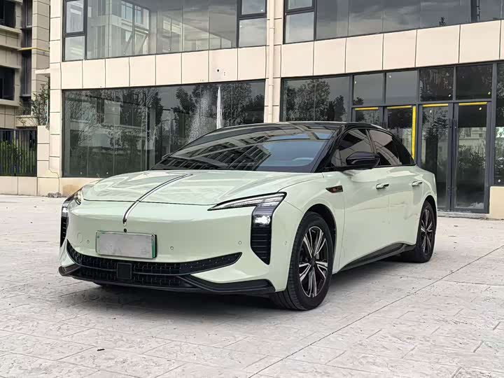 Hongqi EH7 2024 820 Pro
