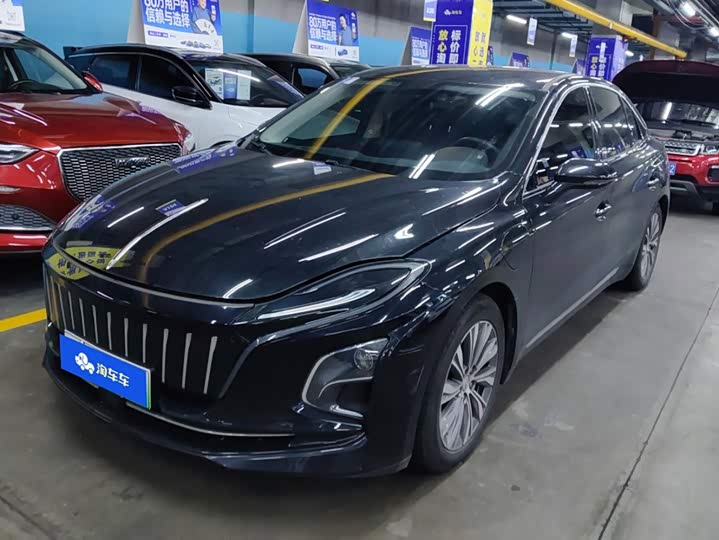 Hongqi E-QM5 2022 431km Charging Enjoyment Edition