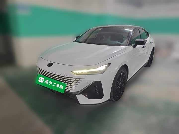 Changan UNI-V 2022 1.5T premium model