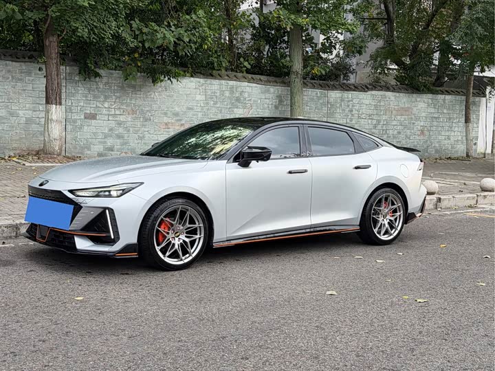 Changan UNI-V 2023 1.5T Sport Edition