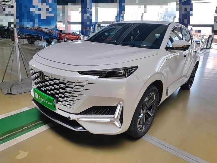 Changan UNI-K Plug-in Hybrid 2023 1.5T 135km Zhiqu Edition