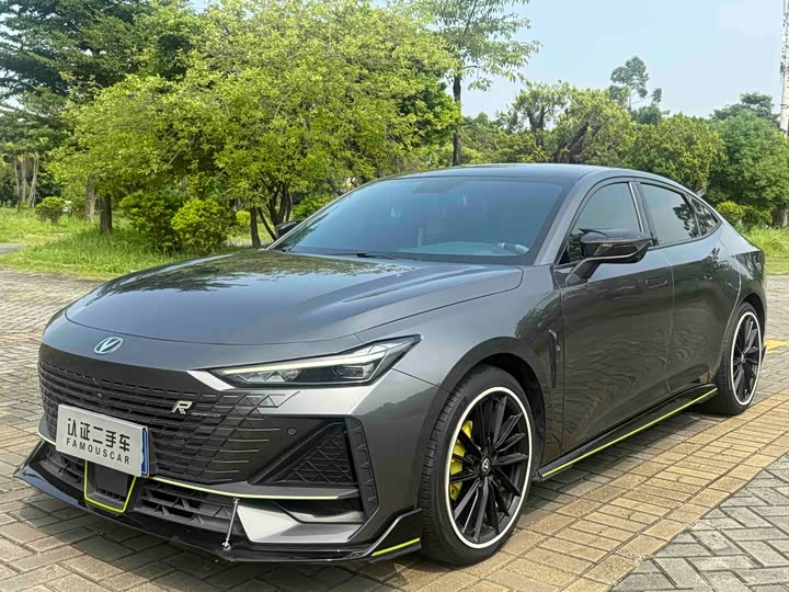 Changan UNI-V 2023 1.5T sports version