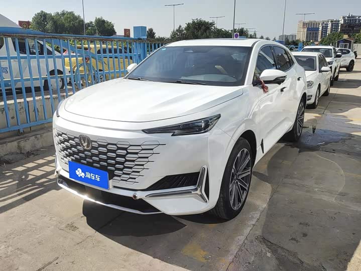 Changan UNI-K 2021 2.0T AWD Premium