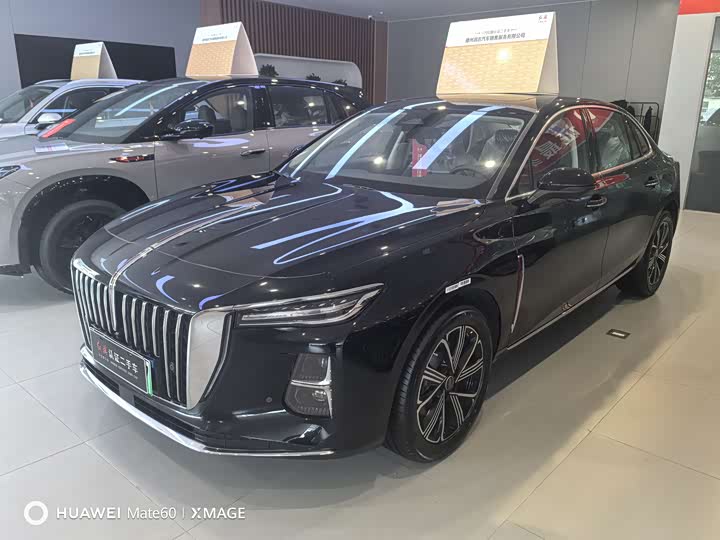 Hongqi H5 PHEV 2025 130 Hybrid Edition