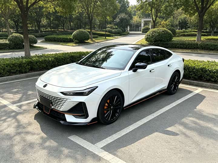 Changan UNI-V 2022 1.5T Sport