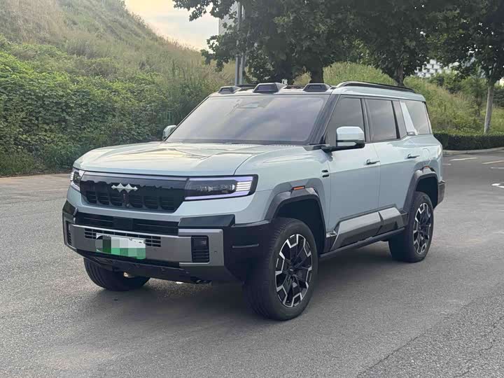 Leopard 8 2025 Zhiyong flagship version 6 seats