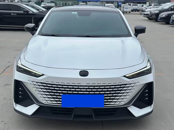 Changan UNI-V 2022 1.5T ZunGui Edition
