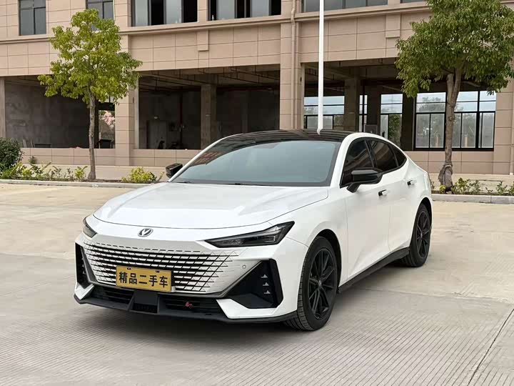 Changan UNI-V 2022 1.5T premium model