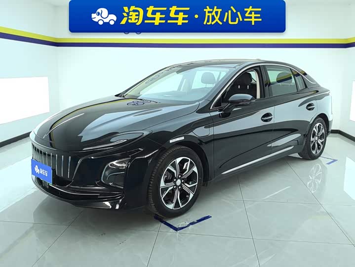 Hongqi E-QM5 2023 Facelift Basic Travel Edition
