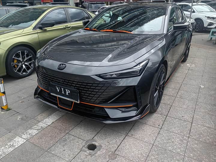 Changan UNI-V 2022 1.5T Sport
