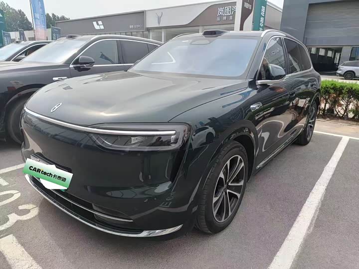 Wenjie M7 2026 extended range Ultra four-wheel drive version 5 seats (192-line lidar)