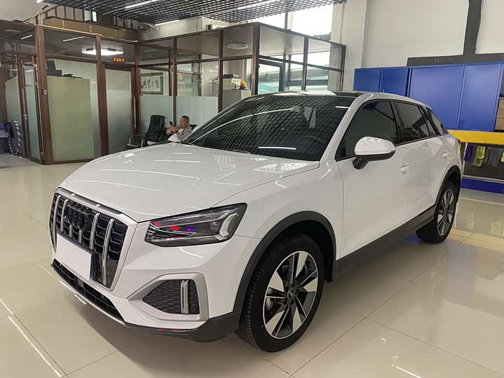 Audi Q2L 2022 35 TFSI Dynamic Fashion