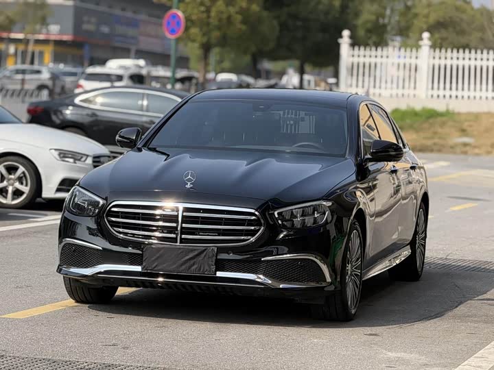 Mercedes-Benz E-Class 2023 E 300 L Luxury Model