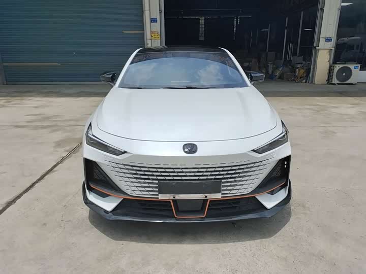 Changan UNI-V 2022 1.5T Sport