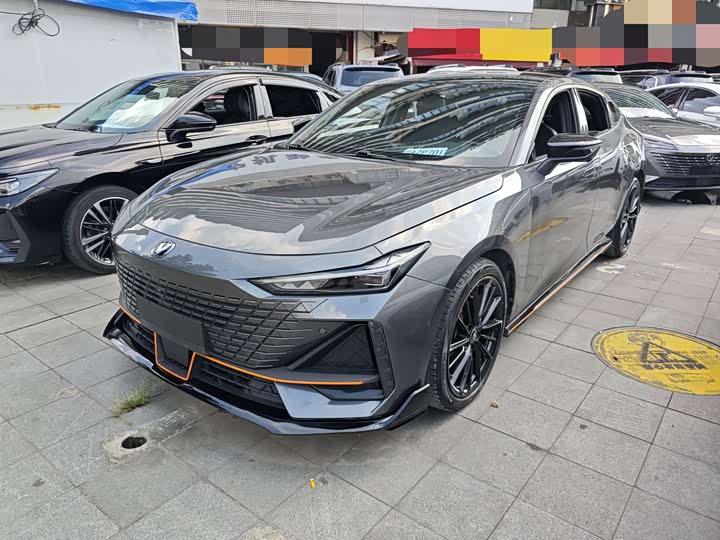 Changan UNI-V 2022 1.5T Sport