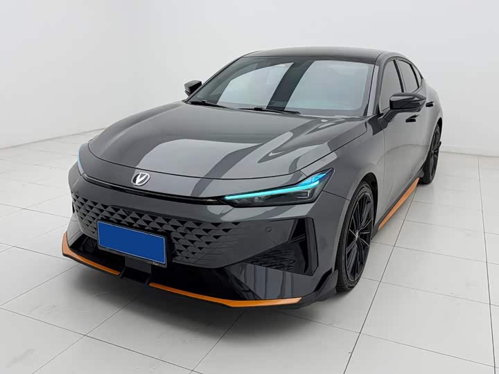 Changan UNI-V 2024 1.5T exclusive model