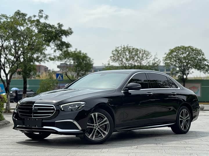 Mercedes-Benz E-Class 2023 facelift E 260 L