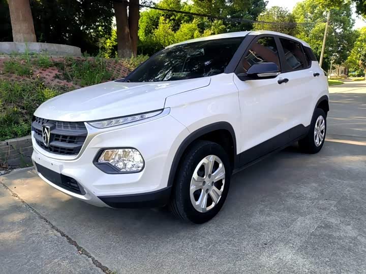 Baojun 510 2021 1.5L manual version