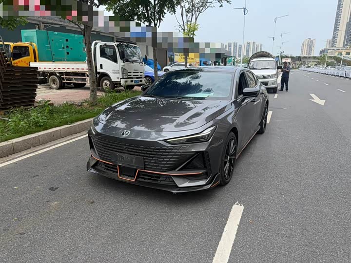 Changan UNI-V 2022 1.5T Sport