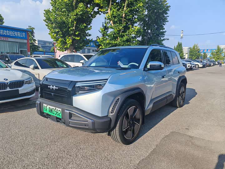 Titan 3 2025 501KM AWD Max Edition