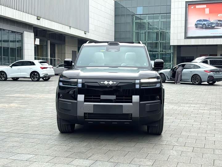 Titanium 7 2025 190KM four-wheel drive Max version