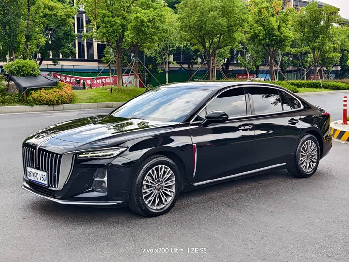 Hongqi H5 2023 1.5T DCT Smart Connected Qiyun Edition
