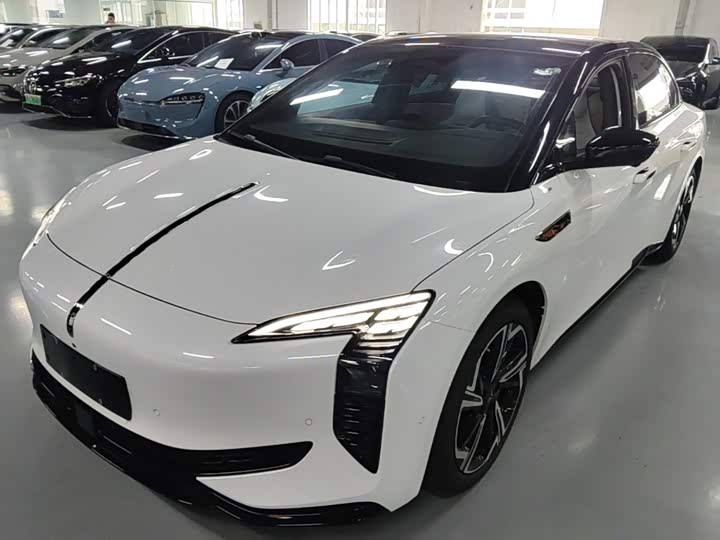 Hongqi EH7 2024 640 Pro AWD