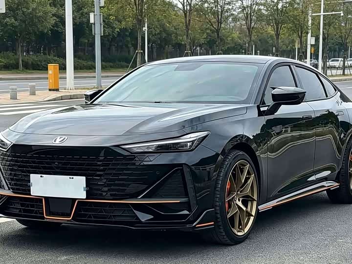 Changan UNI-V 2022 1.5T Sport