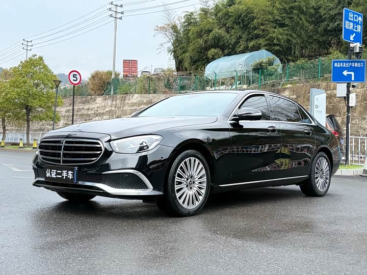 Mercedes-Benz E-Class 2022 E 300 L Fashion