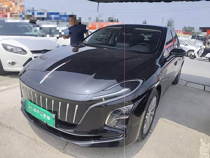 Hongqi E-QM5 2022 431km Charging Enjoyment Edition