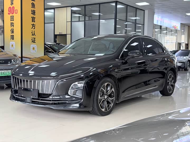 Hongqi E-QM5 2021 Charging Qiyue Edition