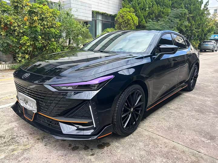 Changan UNI-V 2023 1.5T sports version
