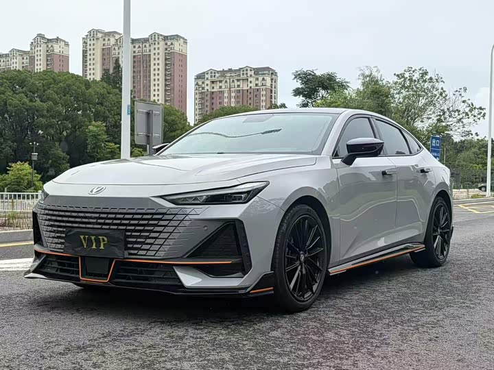 Changan UNI-V 2023 1.5T premium model