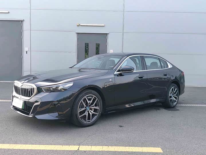 BMW i5 2025 eDrive 40L M Sports Package