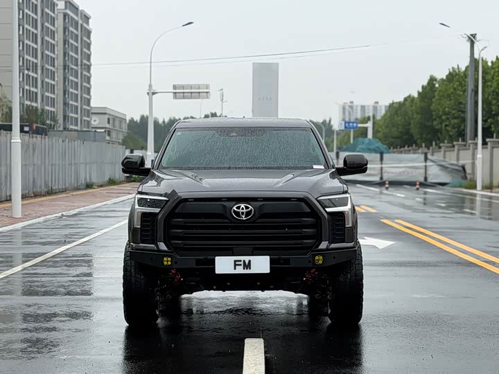 Tundra 2022 3.5T automatic