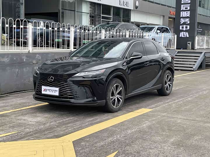 Lexus RX 2025 300 four-wheel drive version