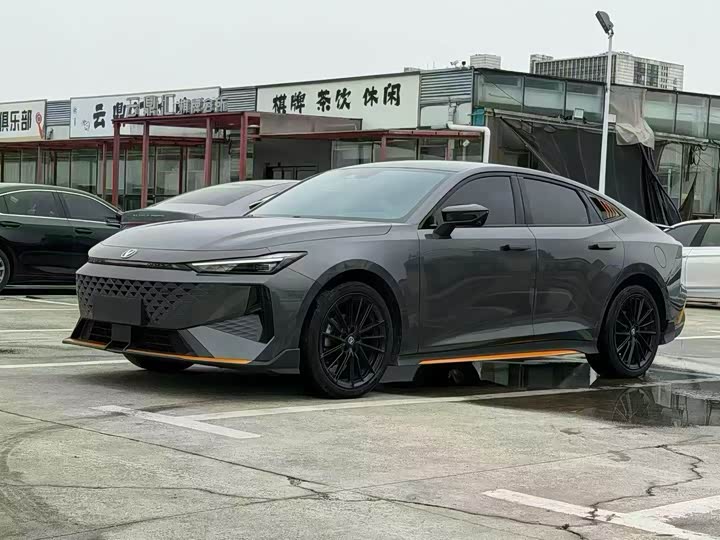 Changan UNI-V 2025 1.5T 500Bar premium sports model