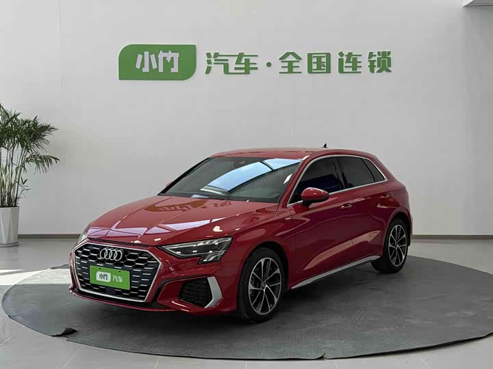 Audi A3 2021 Sportback 35 TFSI aggressive sports model