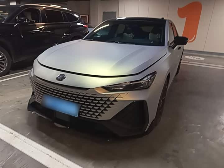 Changan UNI-V 2022 2.0T sharp version