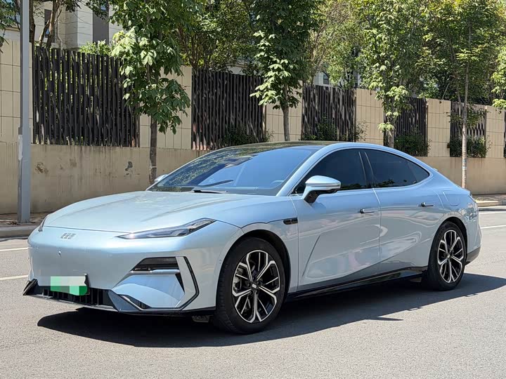 Galaxy E8 2025 700km Yuanhang Intelligent Driving Edition
