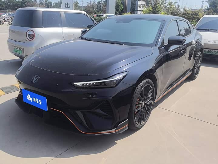 Changan UNI-V 2025 third generation 2.0T powerful model