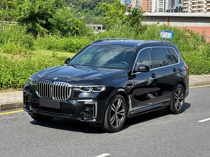 BMW X7 2020 xDrive40i Exclusive M Sports Package