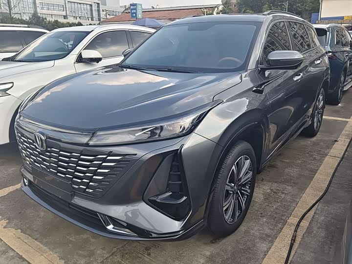 Changan CS75PLUS 2024 third generation championship version 1.5T smart driving and powerful model