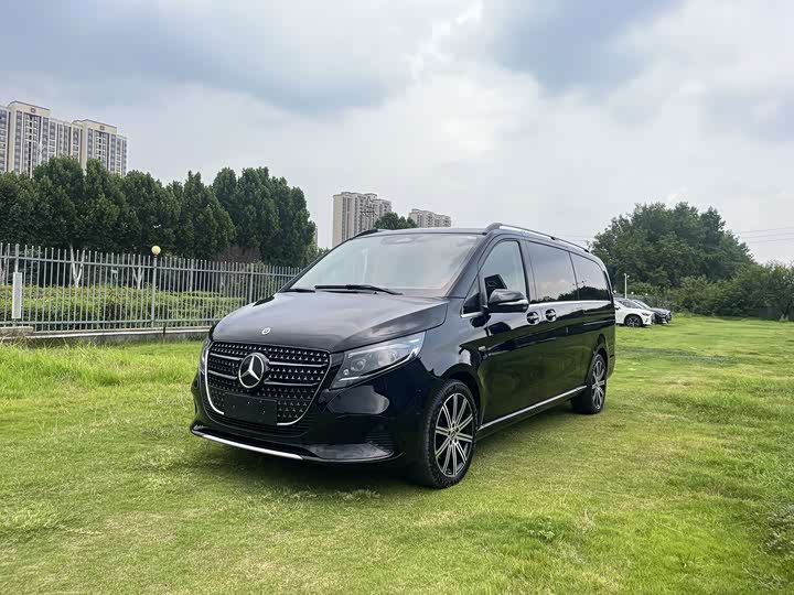 Mercedes-Benz V-Class 2024 V 300 L Long Wheelbase Premium Edition