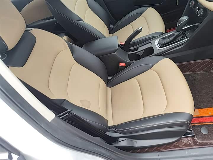 Cruze+2022+320+ automatic sunroof version