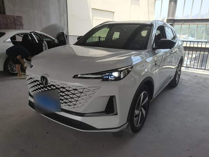Changan CS55PLUS 2025 third generation Blue Whale 1.5T 500Bar premium type