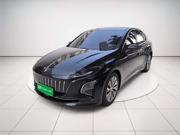 Hongqi E-QM5 2023 model 620km PLUS